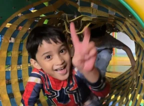 So Much Fun Play at Lollipops Playland